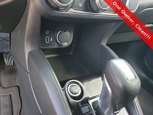 Used 2021 Nissan Kicks S image 28