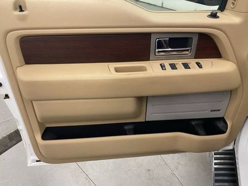 Used 2013 Ford F150 King Ranch w/ King Ranch Luxury Pkg AWD/4WD image 25