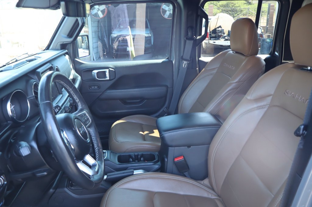 Used 2022 Jeep Wrangler Unlimited Sahara w/ Cold Weather Group AWD/4WD image 20