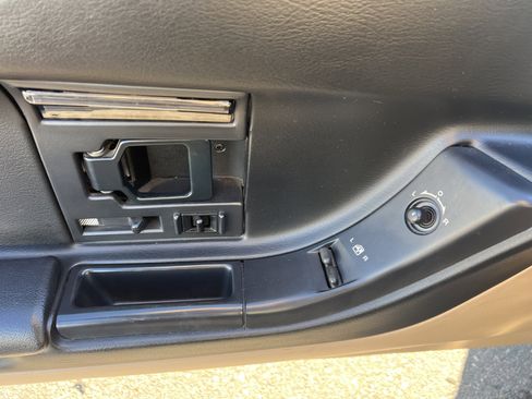 Used 1994 Chevrolet Corvette Convertible image 15