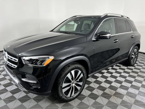 Used 2025 Mercedes-Benz GLE 350 4MATIC image 9