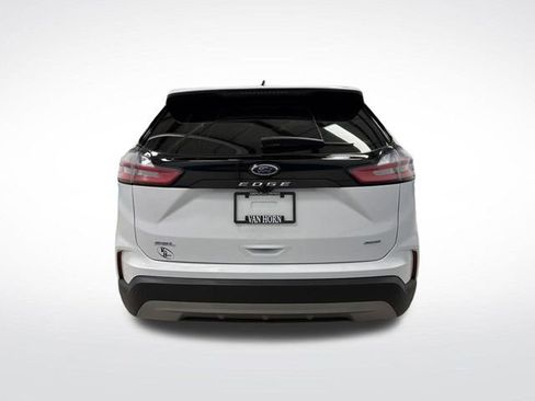 Used 2024 Ford Edge SEL image 12