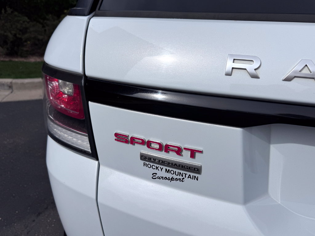 Used 2016 Land Rover Range Rover Sport Supercharged AWD/4WD image 8