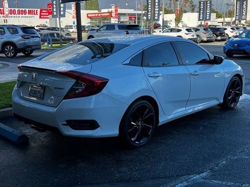 Used 2020 Honda Civic Sport image 4