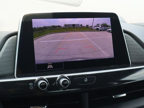 Used 2025 Cadillac CT4 Luxury RWD image 28
