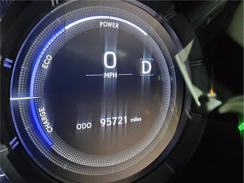 Used 2023 Lexus ES 300h F Sport w/ Accessory Package (Z2) FWD image 18