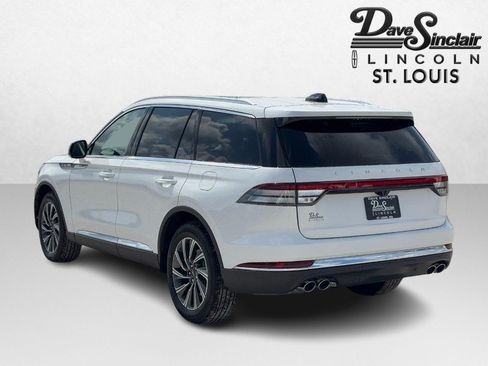 New 2026 Lincoln Aviator AWD image 5