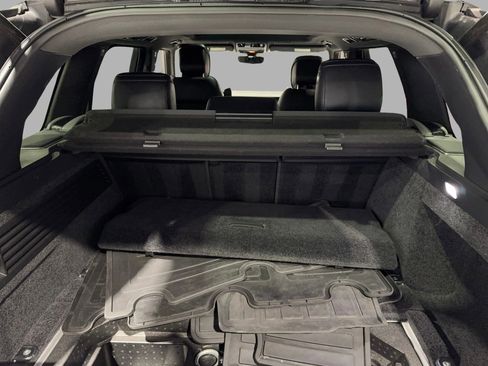 Used 2020 Land Rover Range Rover HSE image 26