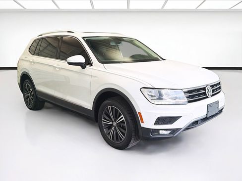 Used 2019 Volkswagen Tiguan SEL FWD image 3