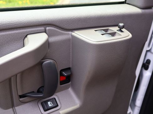 New 2025 GMC Savana 3500 w/ Power Convenience Package image 24