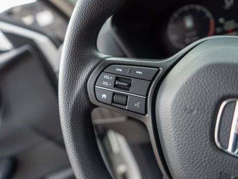 Used 2024 Honda CR-V LX image 21