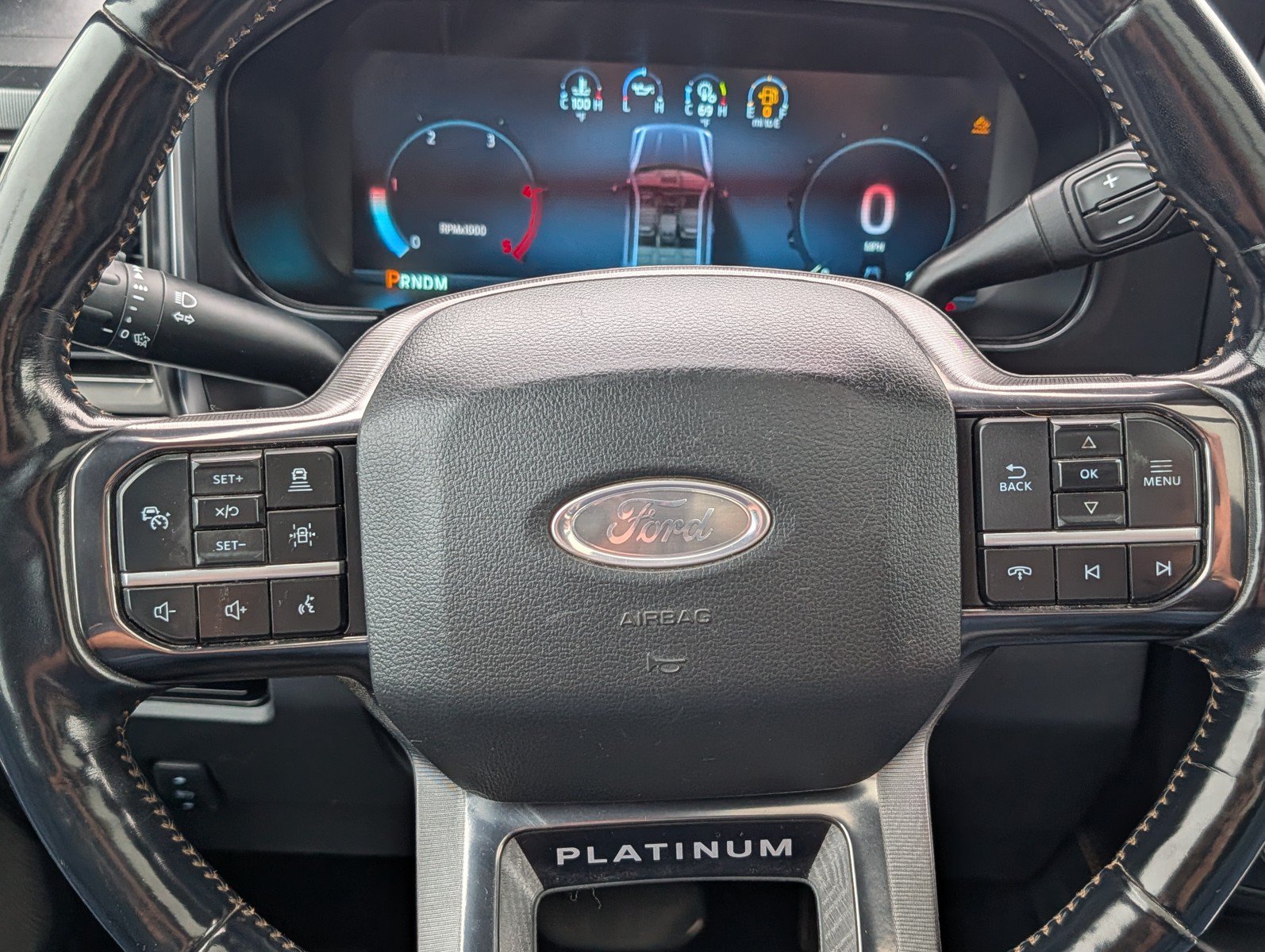 Used 2023 Ford F450 Platinum w/ FX4 Off-Road Package AWD/4WD image 25
