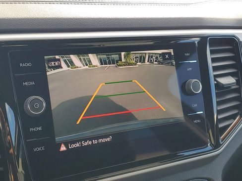 Used 2023 Volkswagen Atlas Cross Sport SEL image 24