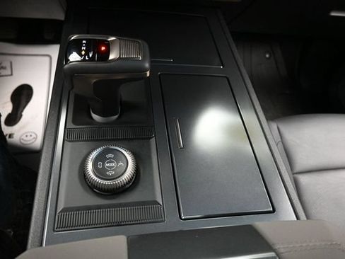 Used 2024 GMC Hummer EV 3X AWD/4WD image 11