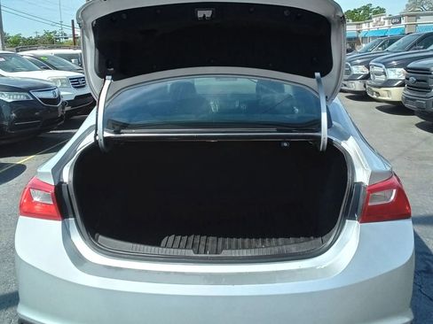 Used 2017 Chevrolet Malibu LS image 16