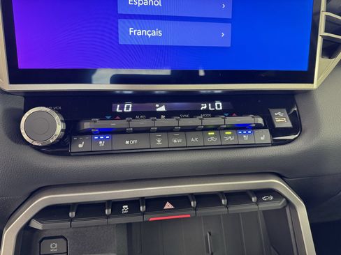 New 2026 Toyota Tundra Limited AWD/4WD image 3