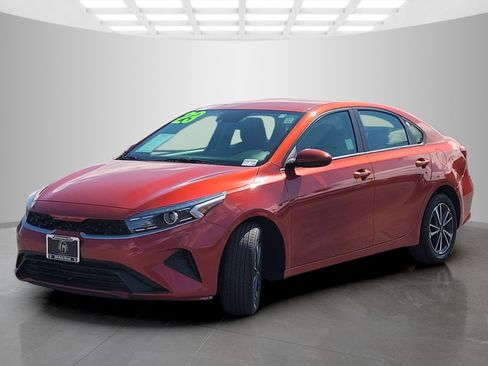 Used 2023 Kia Forte LXS image 8