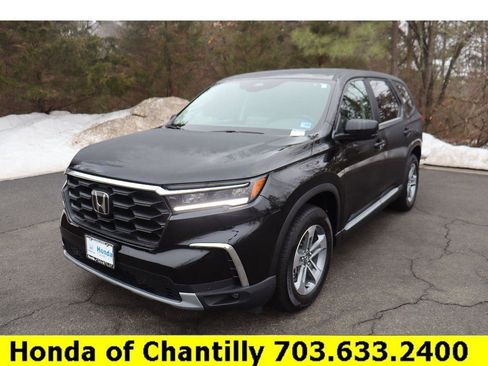 Certified 2025 Honda Pilot EX-L image 3