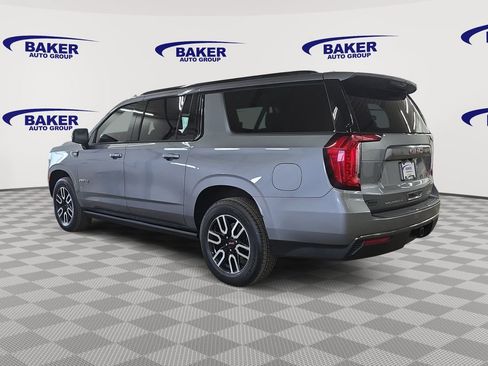 Used 2021 GMC Yukon XL AT4 w/ AT4 Premium Plus Package AWD/4WD image 7