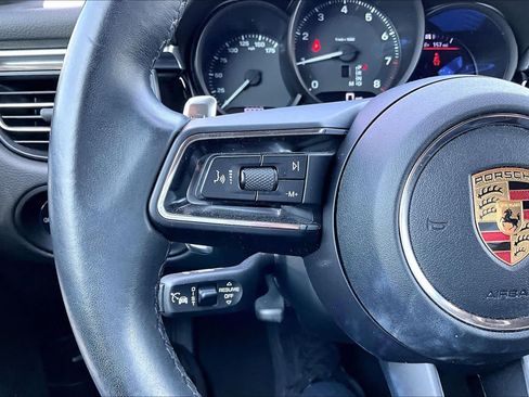 Used 2023 Porsche Macan AWD/4WD image 24