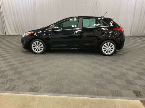 Used 2016 Hyundai Elantra GT FWD image 8