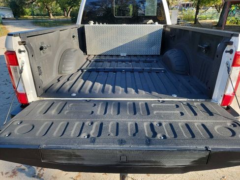 Used 2019 Ford F250 King Ranch w/ Chrome Package image 8