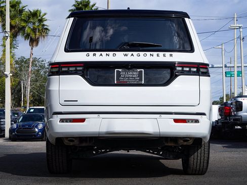 Used 2022 Jeep Grand Wagoneer Series II image 10