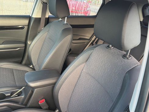 Used 2024 Kia Seltos S FWD image 28