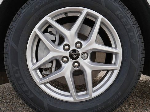 Used 2024 Ford Edge SEL w/ Convenience Package image 59