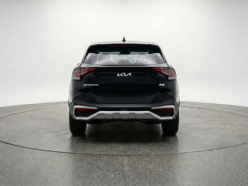 Used 2025 Kia Sportage LX image 7