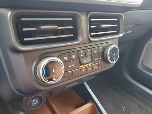 Used 2024 Ford Maverick Lariat image 29