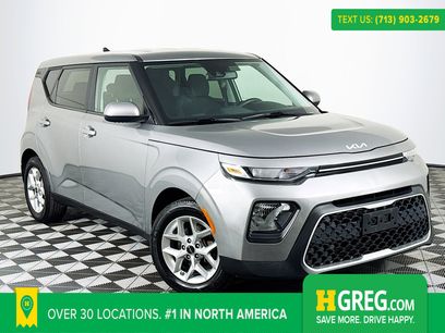 Used 2022 Kia Soul LX w/ Technology Package