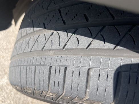 Used 2023 Lincoln Nautilus Reserve w/ Equipment Group 201A image 9