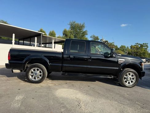 Used 2008 Ford F250 FX4 AWD/4WD image 2