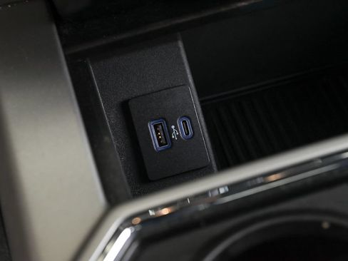 Used 2022 Ford F250 Lariat AWD/4WD image 21