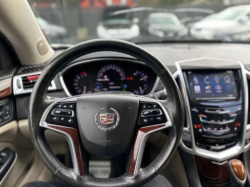 Used 2013 Cadillac SRX Premium image 12