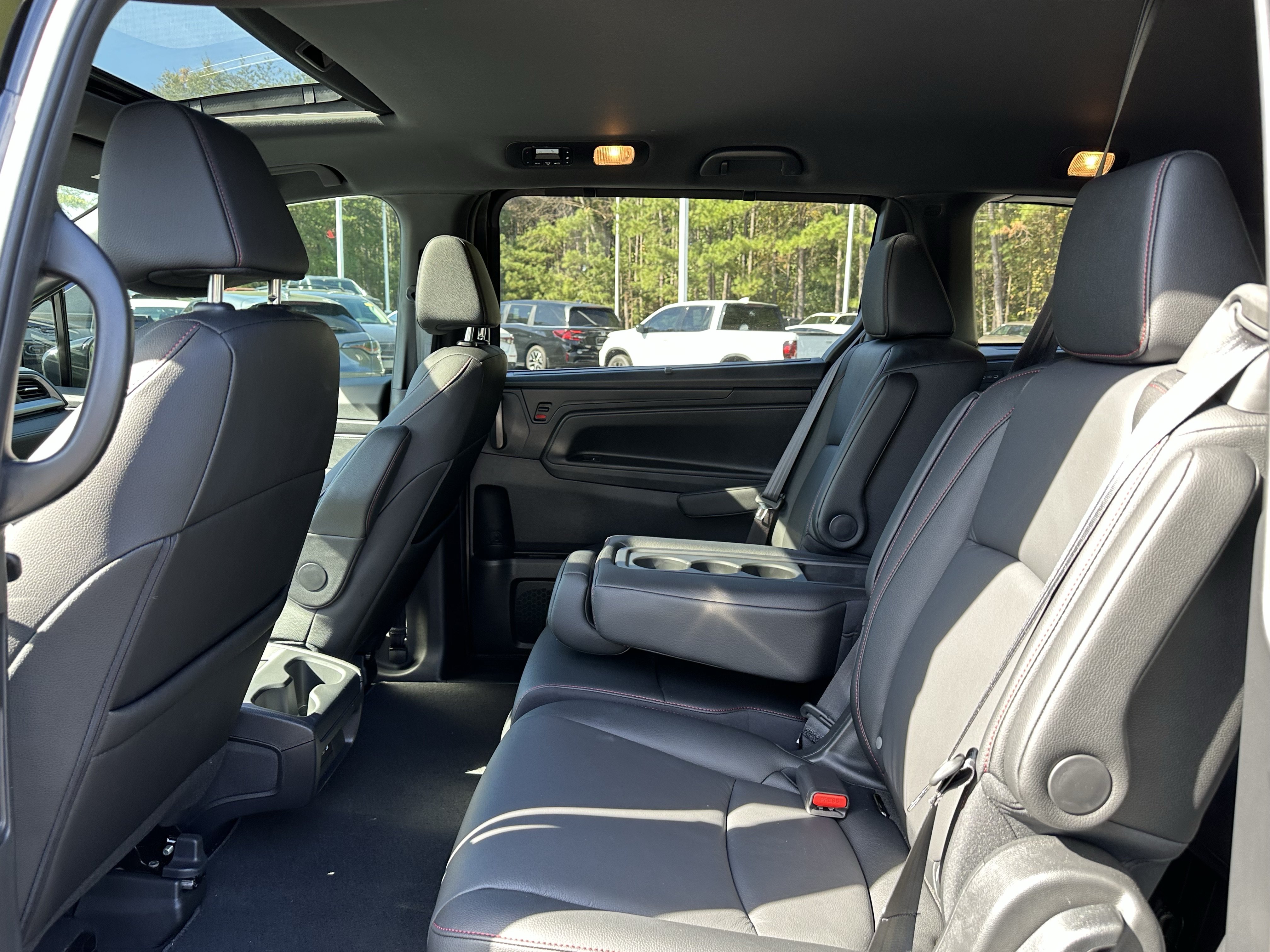 Used 2026 Honda Odyssey Sport-L image 8