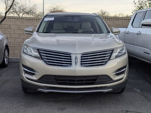 Used 2017 Lincoln MKC Premiere image 2