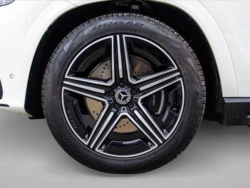 Certified 2026 Mercedes-Benz GLE 450 4MATIC image 9