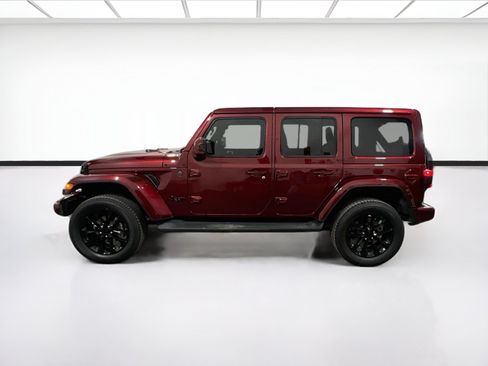 Used 2021 Jeep Wrangler Unlimited Sahara AWD/4WD image 23
