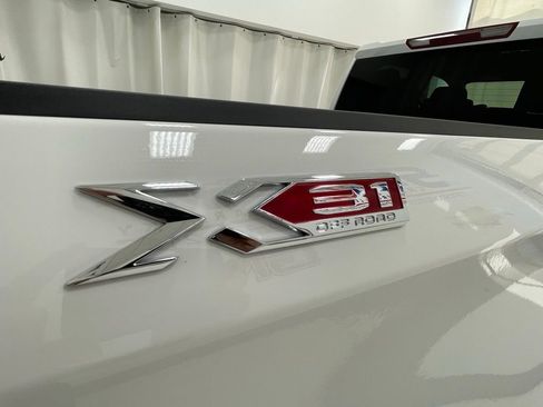 New 2026 GMC Sierra 1500 Pro w/ Pro Value Package image 6