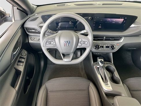 New 2026 Buick Envista Preferred image 16