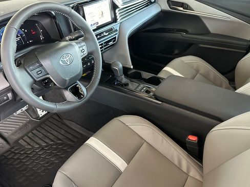 New 2026 Toyota Camry SE image 11