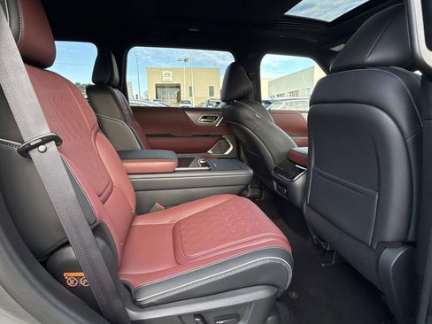 New 2026 INFINITI QX80 Autograph image 21