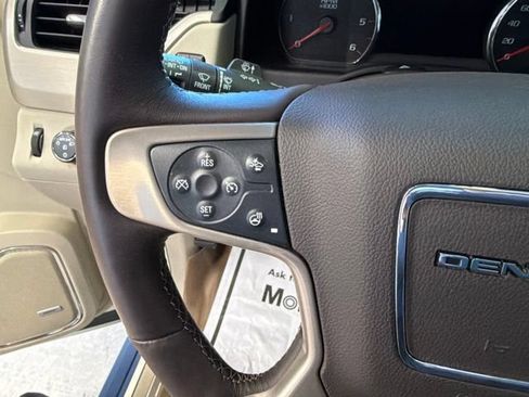 Used 2015 GMC Yukon Denali AWD/4WD image 19