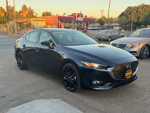 Used 2024 MAZDA MAZDA3 s FWD image 2