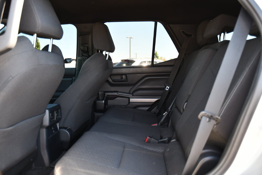 Used 2025 Toyota 4Runner SR5 AWD/4WD image 27