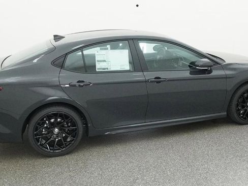 New 2026 Toyota Camry SE FWD image 11