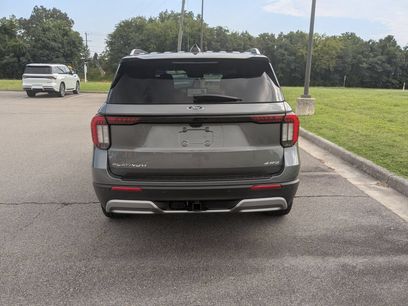 New 2026 Ford Explorer Platinum w/ LUX Leather Package