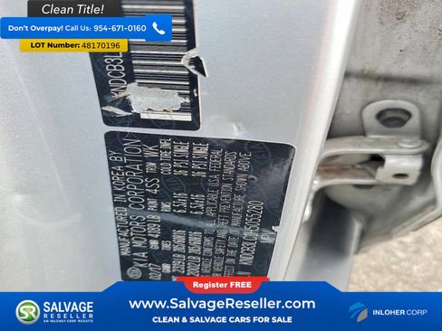 Used 2017 Kia Niro LX image 17